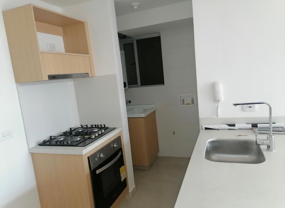 Apartamento 60 mts2 en La Felicidad con garaje cubierto.
