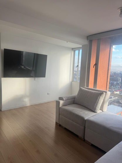 Apartamento 60 mts2 en La Felicidad con garaje cubierto.